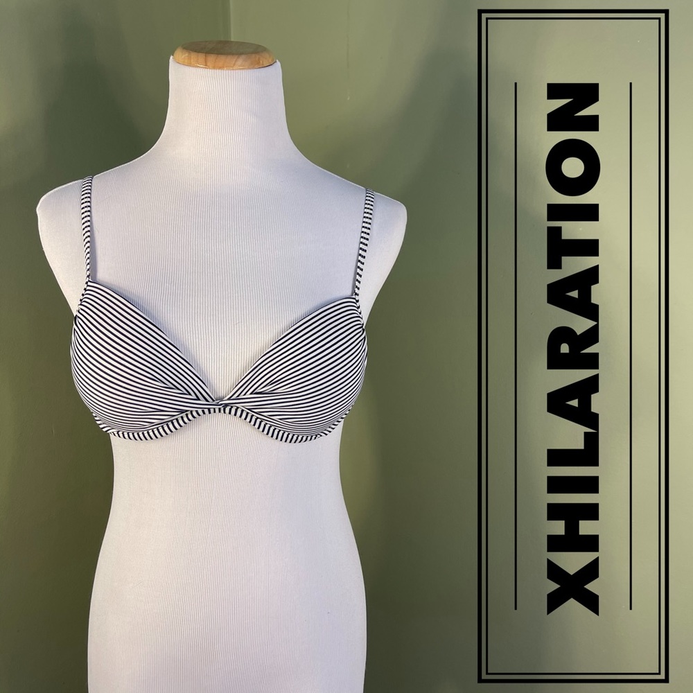 S Xhilaration bikini top